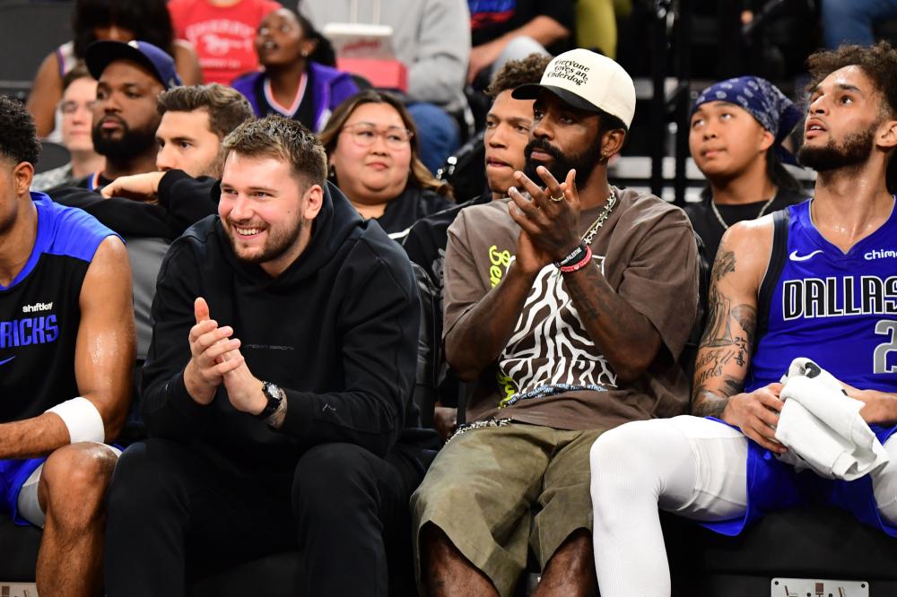 他始终保持 他始终保持